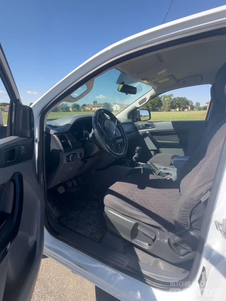 Ford Ranger XL 皮卡.傳統半斗卡車/側卸板