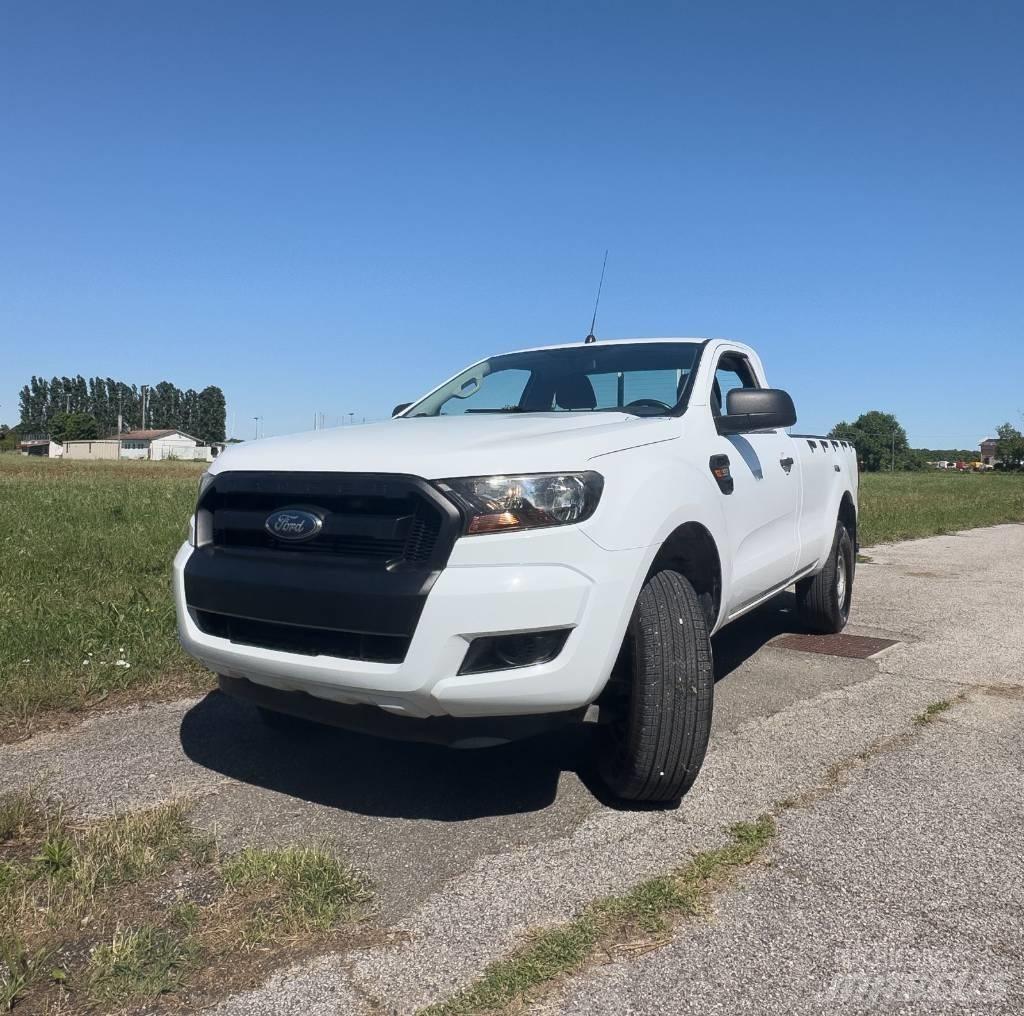 Ford Ranger XL 皮卡.傳統半斗卡車/側卸板