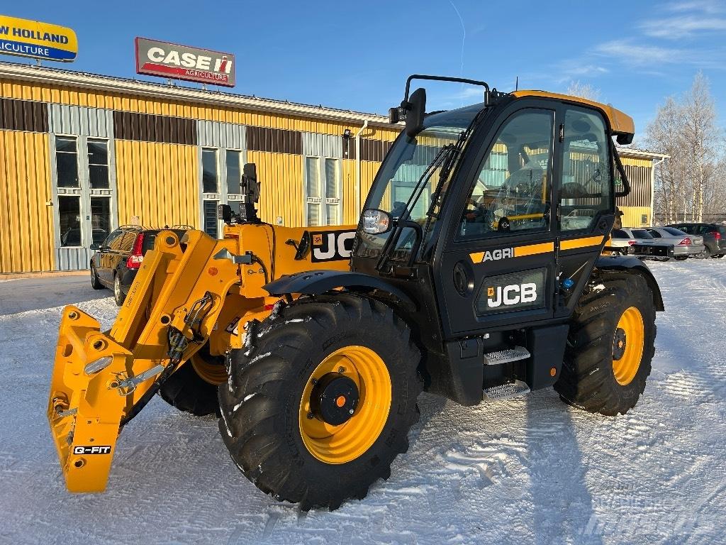 JCB 538-70 農業用伸縮臂裝載機