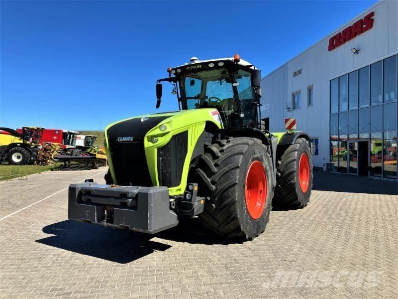 CLAAS XERION 5000 曳引機