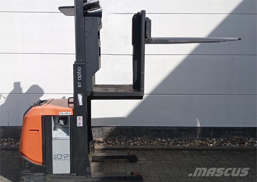 Toyota OSE100 自走式堆積機