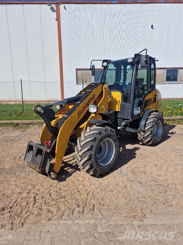 Schäffer 4670Z 輪胎式裝載機