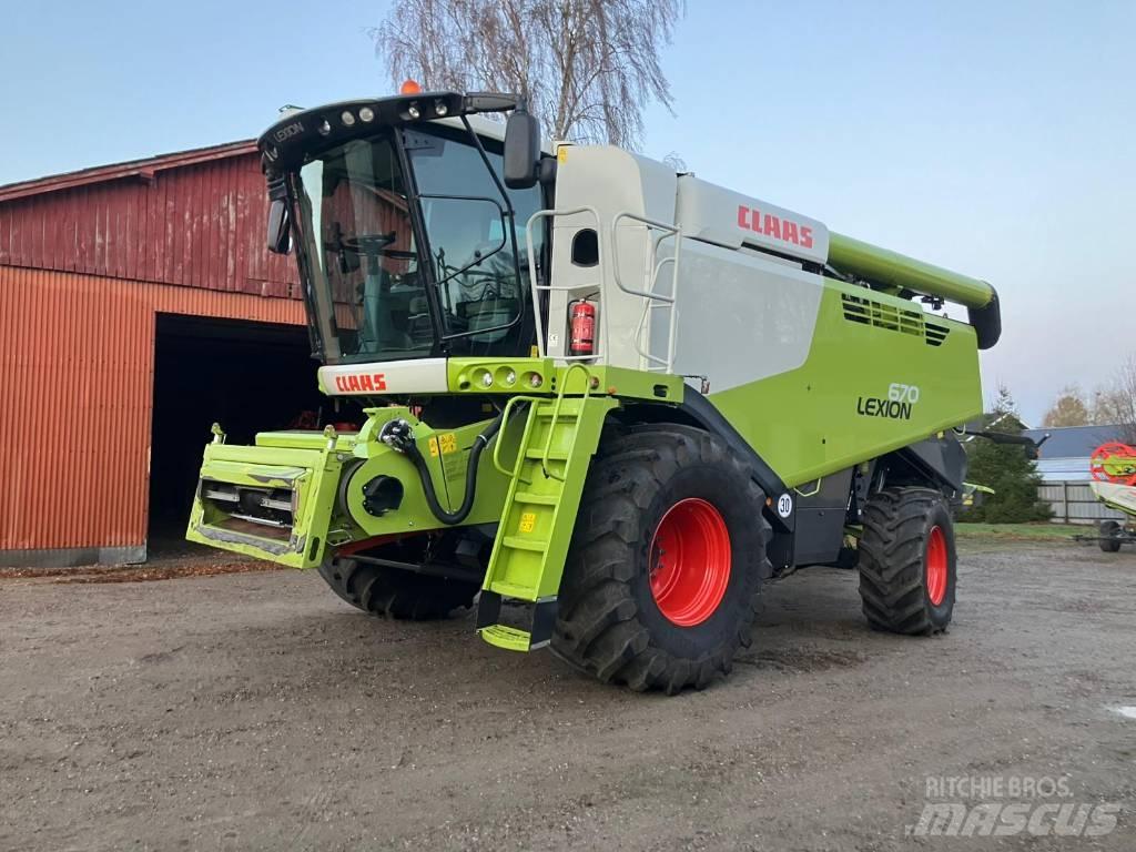 CLAAS Lexion 670 聯合收穫機
