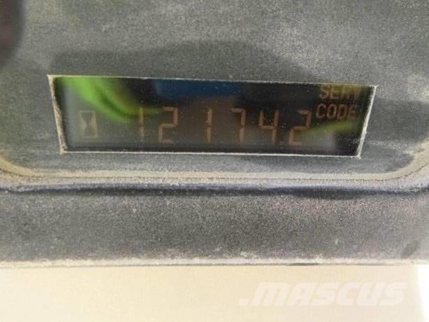 CAT 140 H NA 平土機