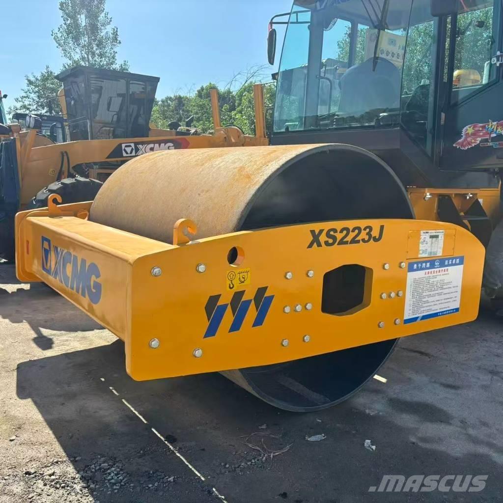 XCMG XS223J 單輪滾壓機