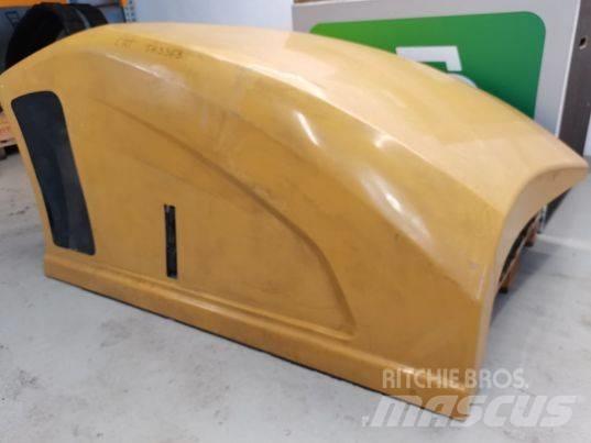 CAT TH337 mask 駕駛室與內部