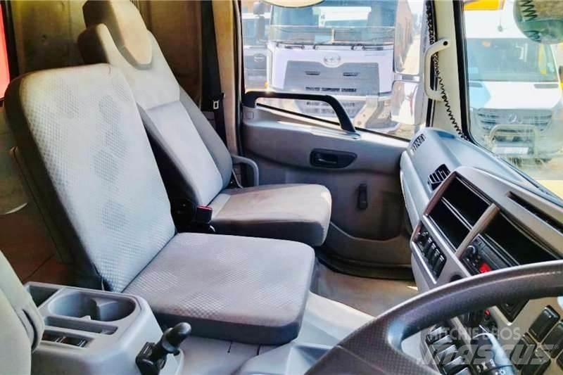 UD Croner PKE 250 其他貨車