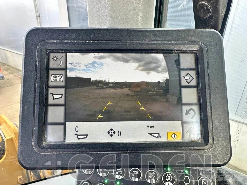 CAT 938M 輪胎式裝載機