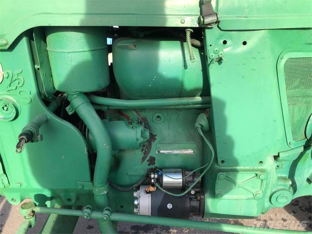 Deutz-Fahr D25 S 曳引機