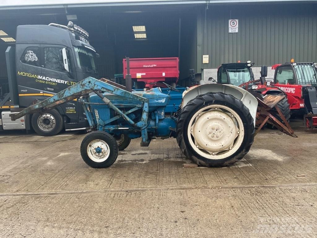 Ford 4000 曳引機