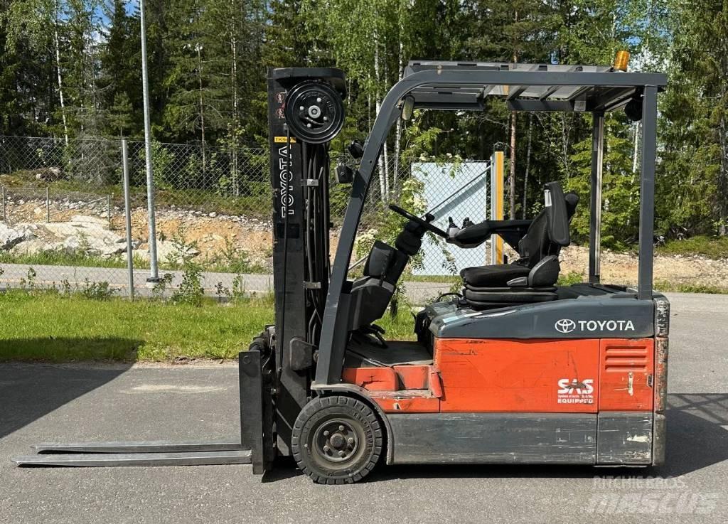 Toyota 7 FBEF 16 電動堆高機