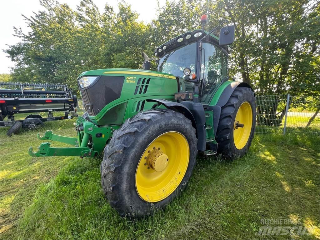 John Deere 6215 R 曳引機