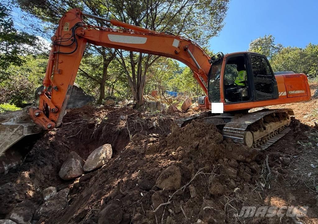 Doosan DX 220 LCA 履帶式 挖土機/掘鑿機/挖掘機