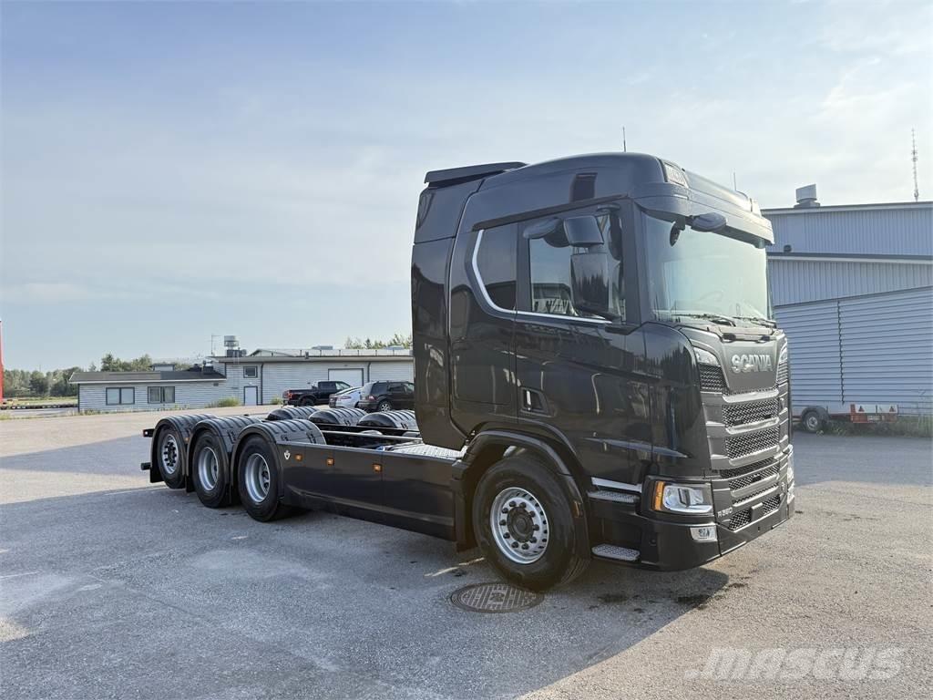 Scania R590 8x4 吊鉤式起重車