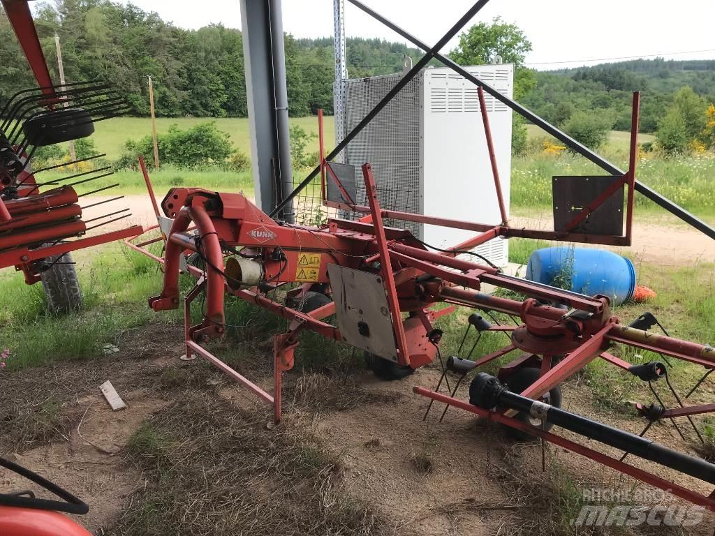 Kuhn GF 6401 MH 耙與翻草機