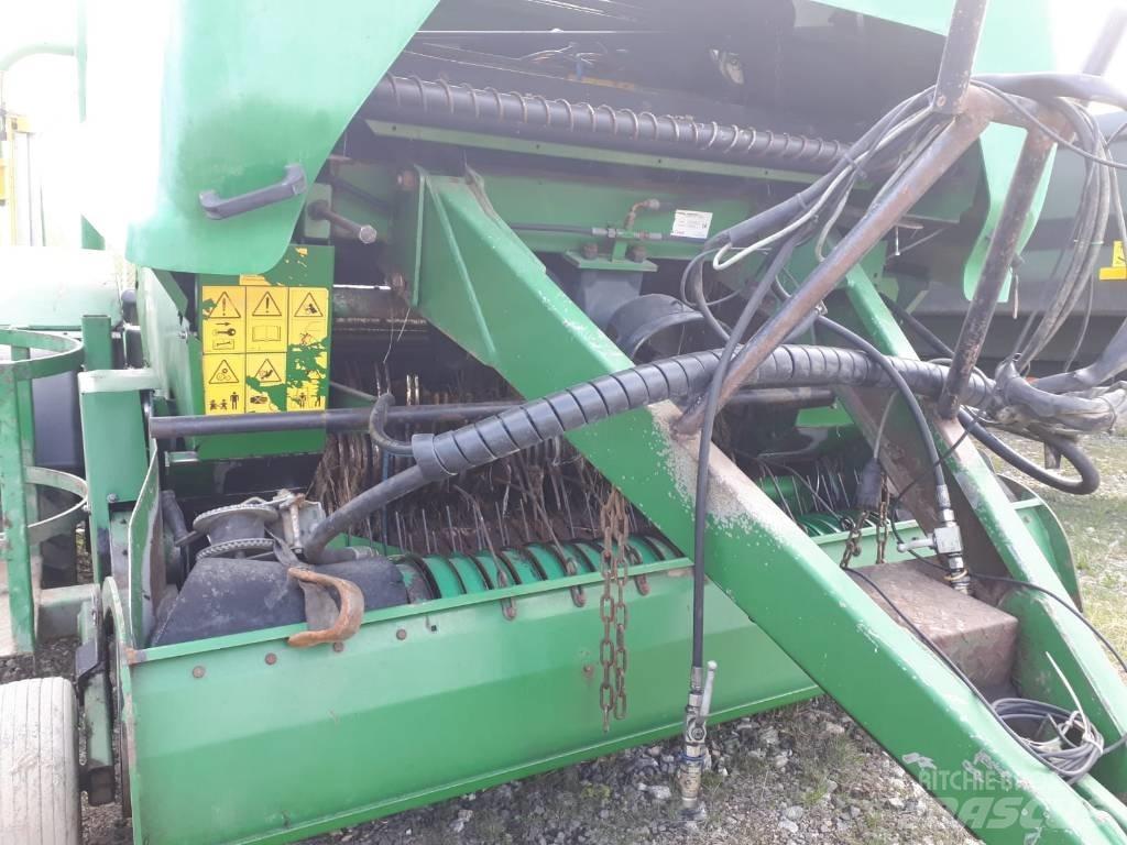 Agronic 1302 RR 圓型牧草打包機