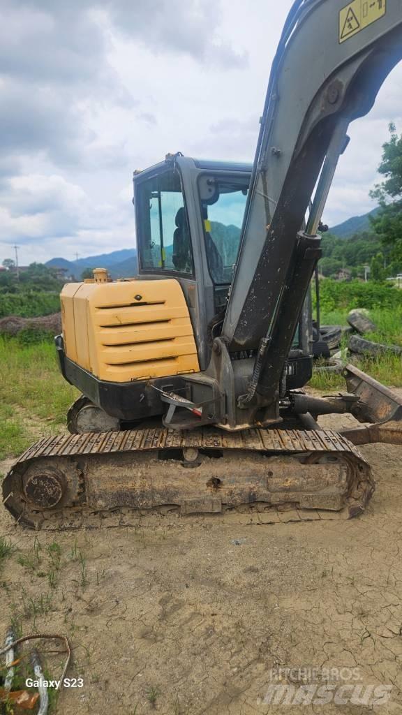 Volvo EC 55 小型挖土機/掘鑿機<7t(小型挖掘機)