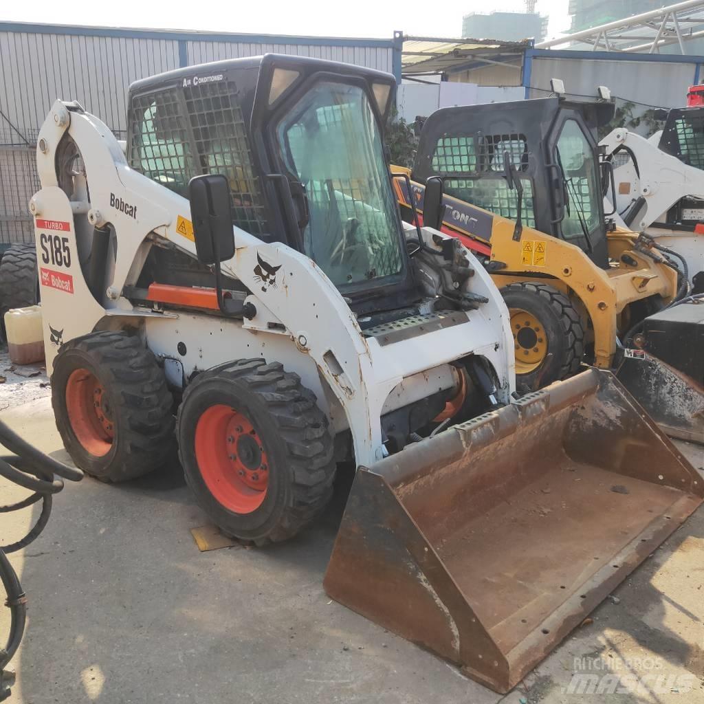 Bobcat S185 滑移轉向裝載機