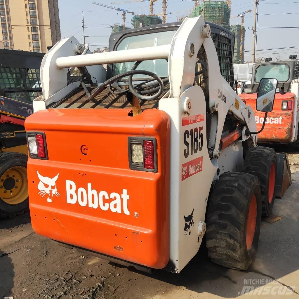 Bobcat S185 滑移轉向裝載機