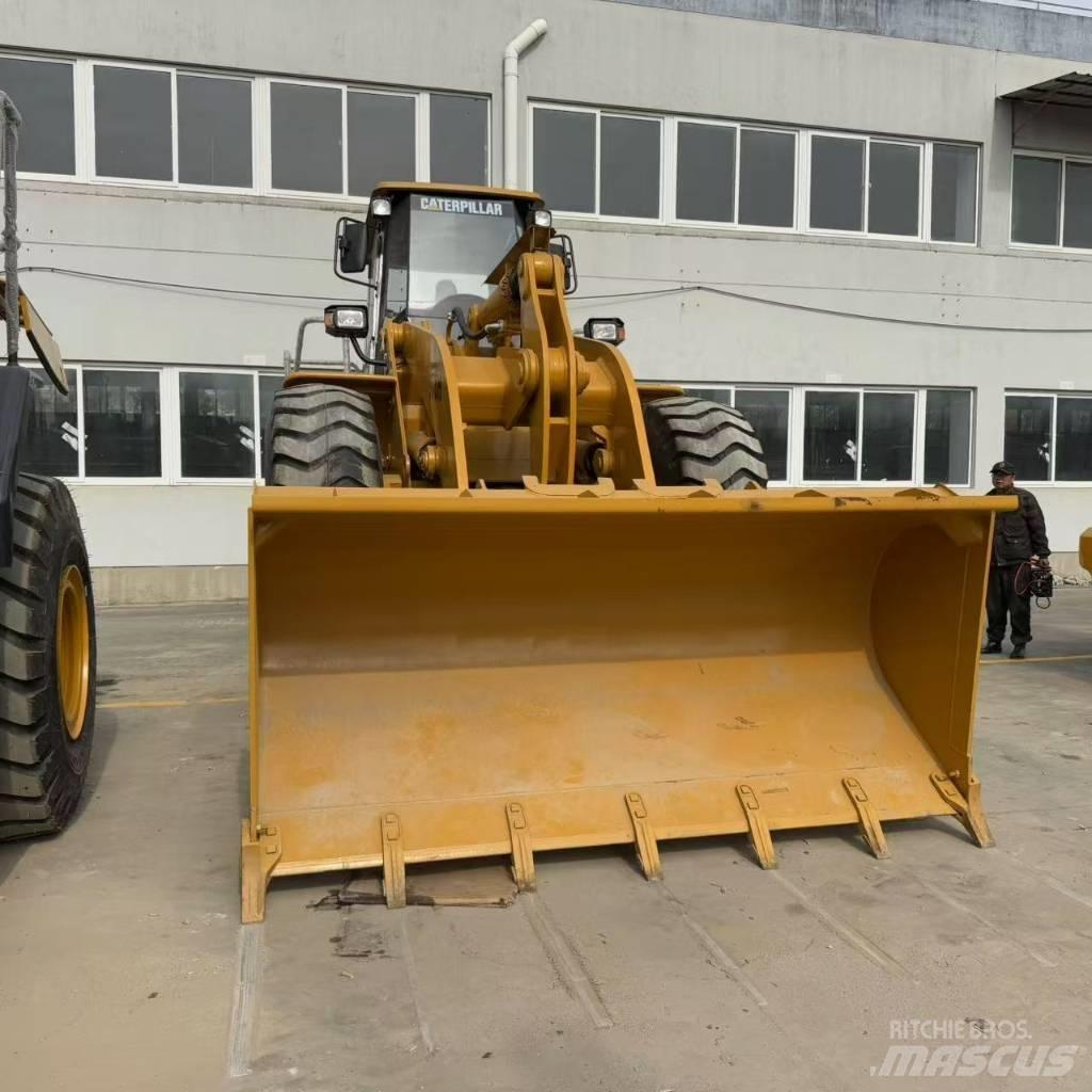 CAT 966 H 輪胎式裝載機