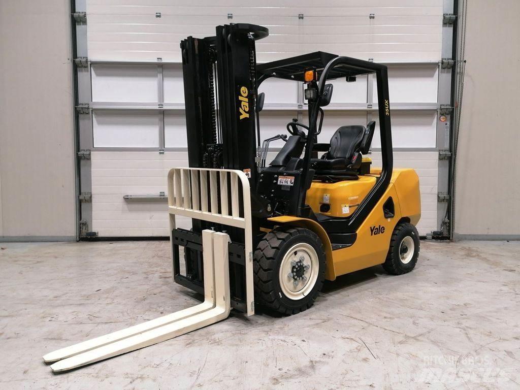 Yale GDP35UX 柴油卡車