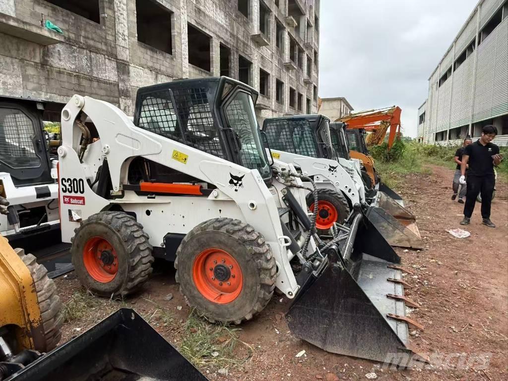 Bobcat S 300 滑移轉向裝載機