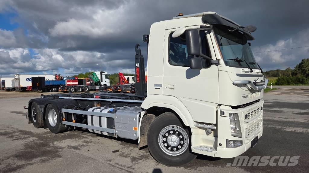 Volvo FM460 6X2*4 吊鉤式起重車