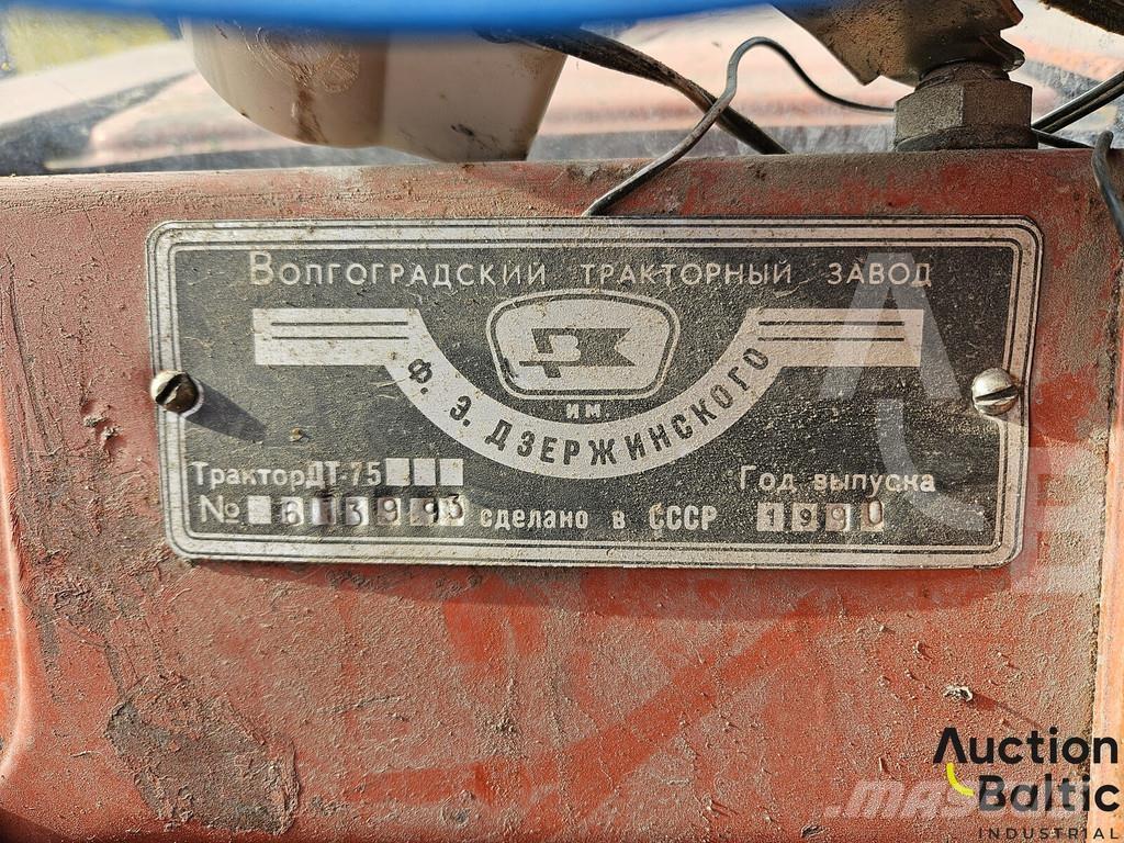  Onbekend DT-75 履帶推土機