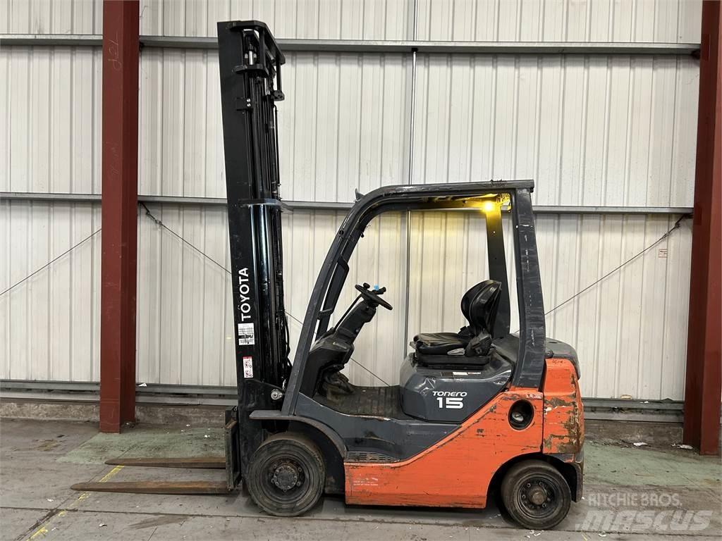 Toyota 02-8FDF15 柴油卡車