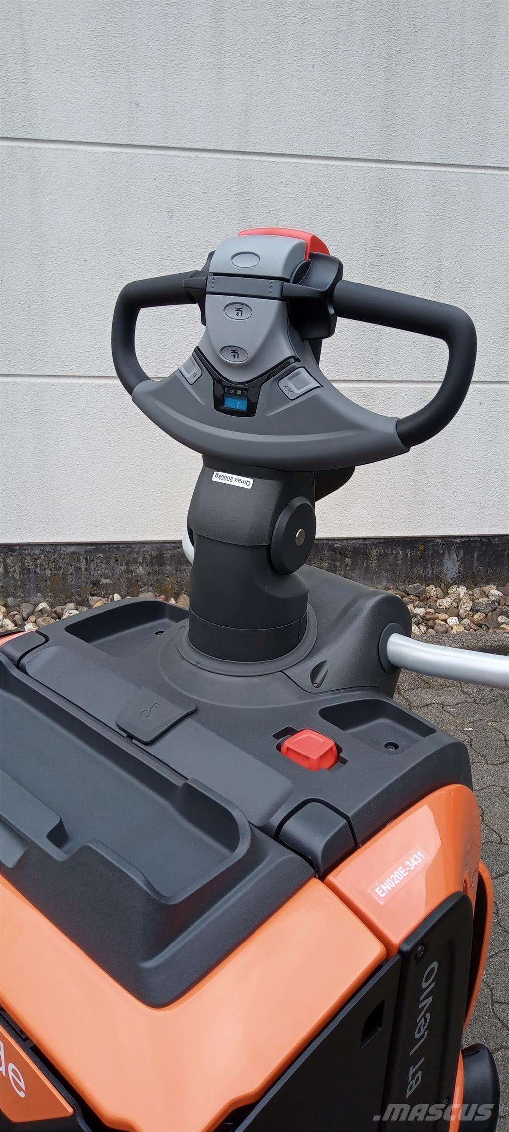 Toyota LPE200 行走控制式堆積機