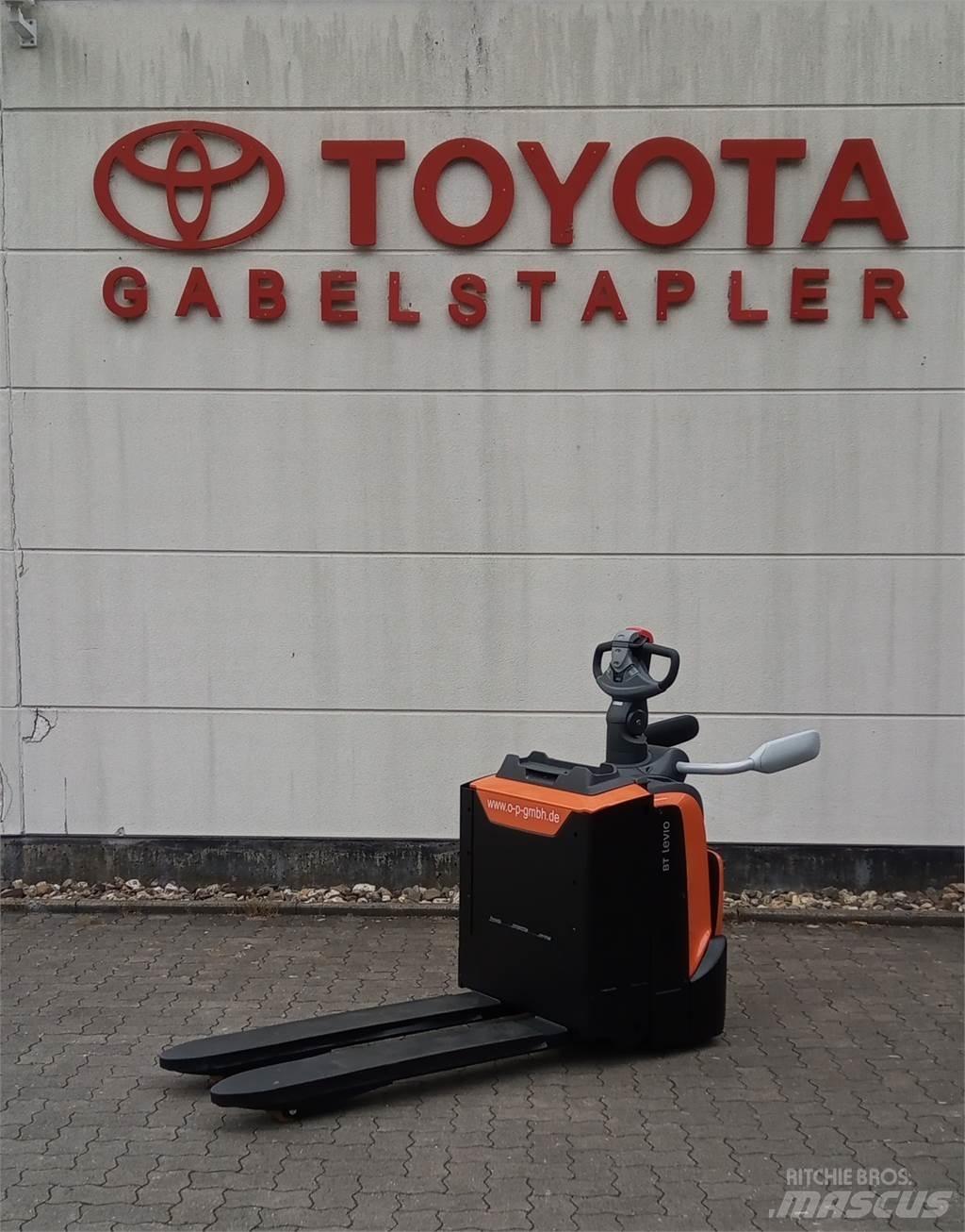 Toyota LPE200 低架升降機