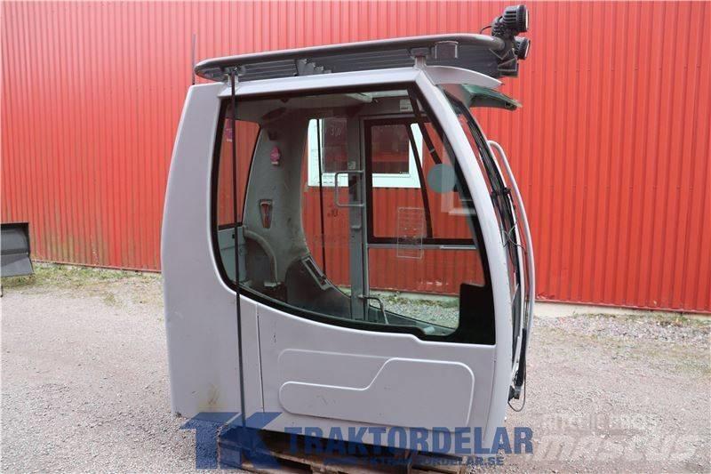 New Holland WE150C 駕駛室與內部