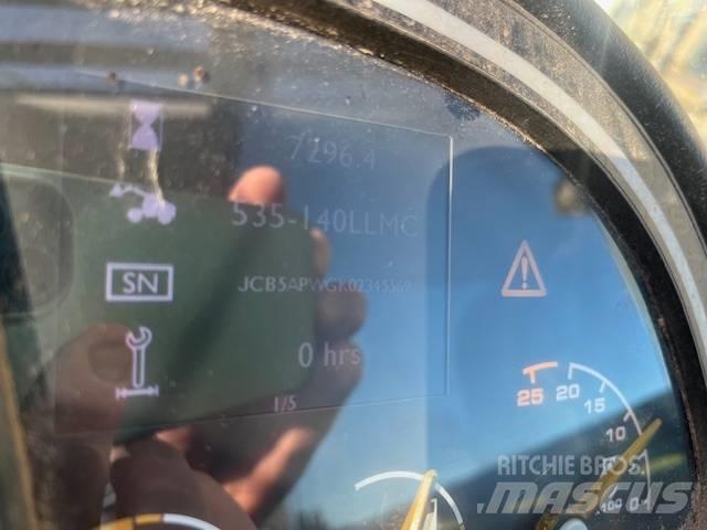 JCB 535-140 伸縮臂操作車