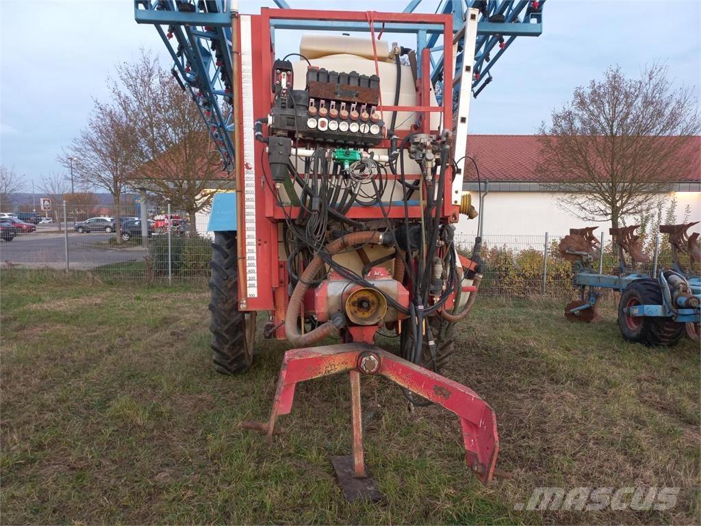 Holder IN 360 牽引式噴霧機