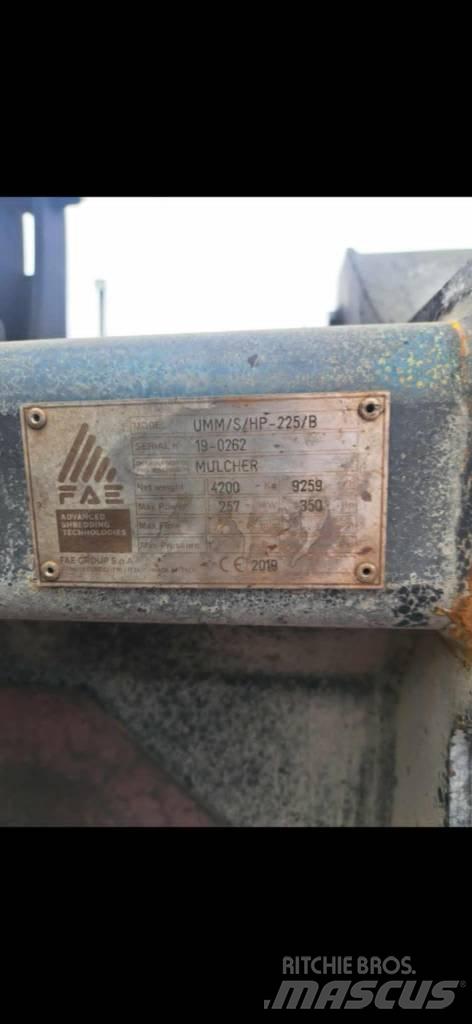 FAE UMM/S/HP- 225 林業其他機械設備