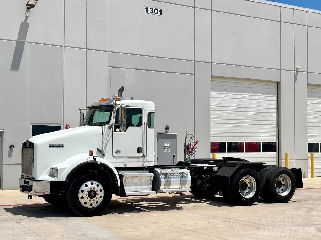 Kenworth T 800 曳引機組件