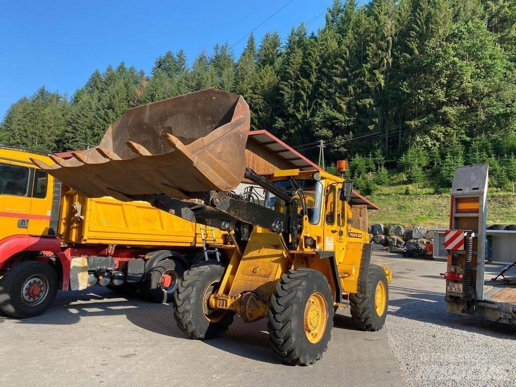 Volvo BM L 70 輪胎式裝載機
