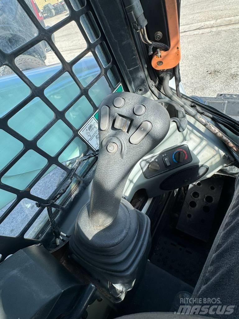 Bobcat S 770 滑移轉向裝載機
