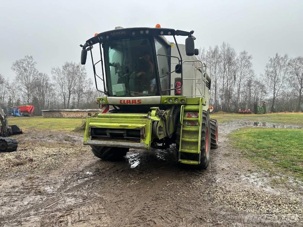 CLAAS Lexion 670 聯合收穫機