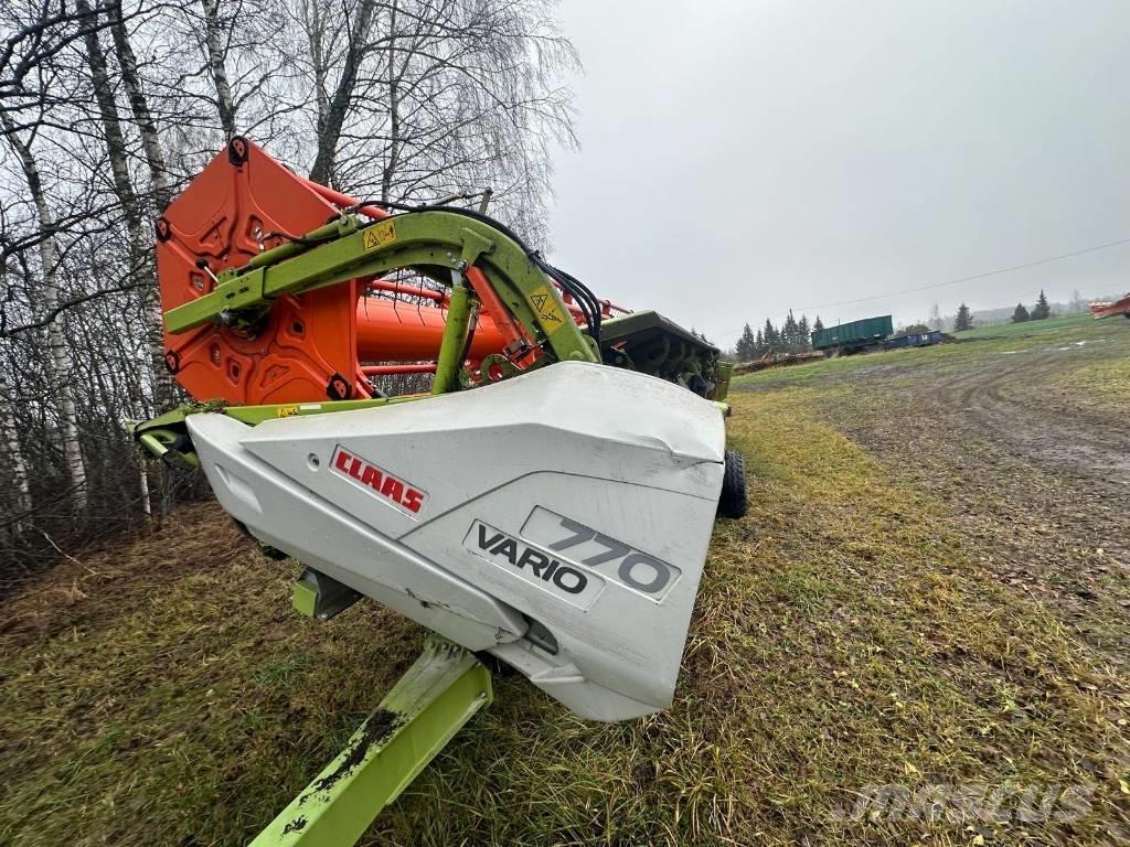 CLAAS Lexion 670 聯合收穫機