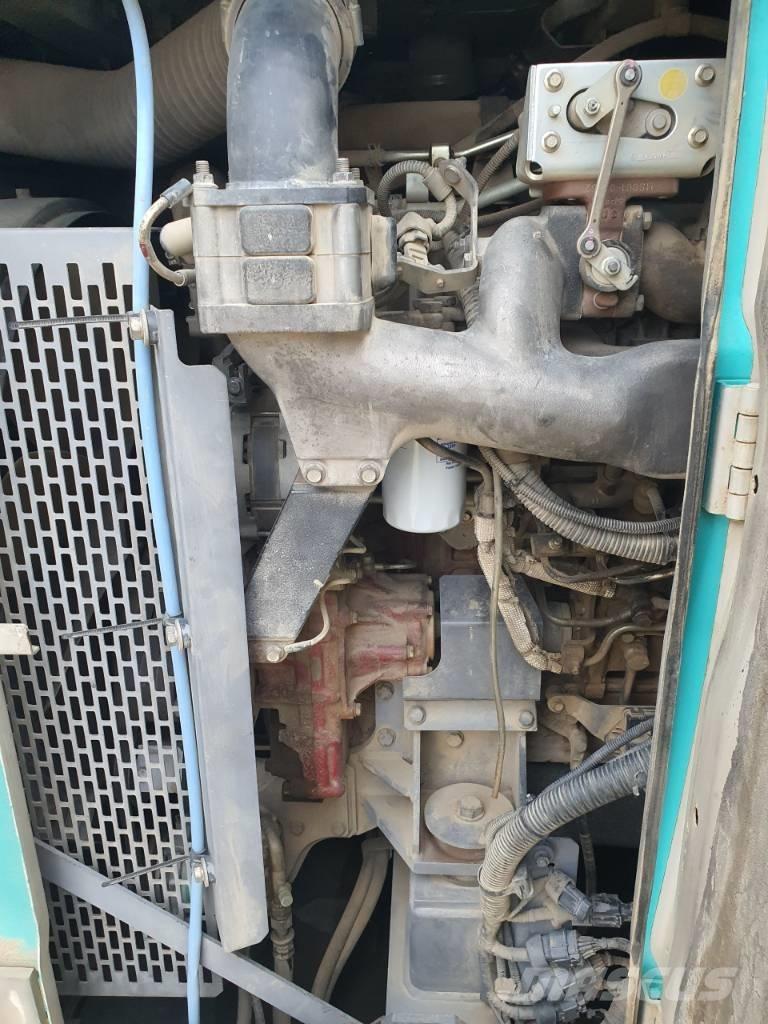 Kobelco BMS1000 履帶式起重機