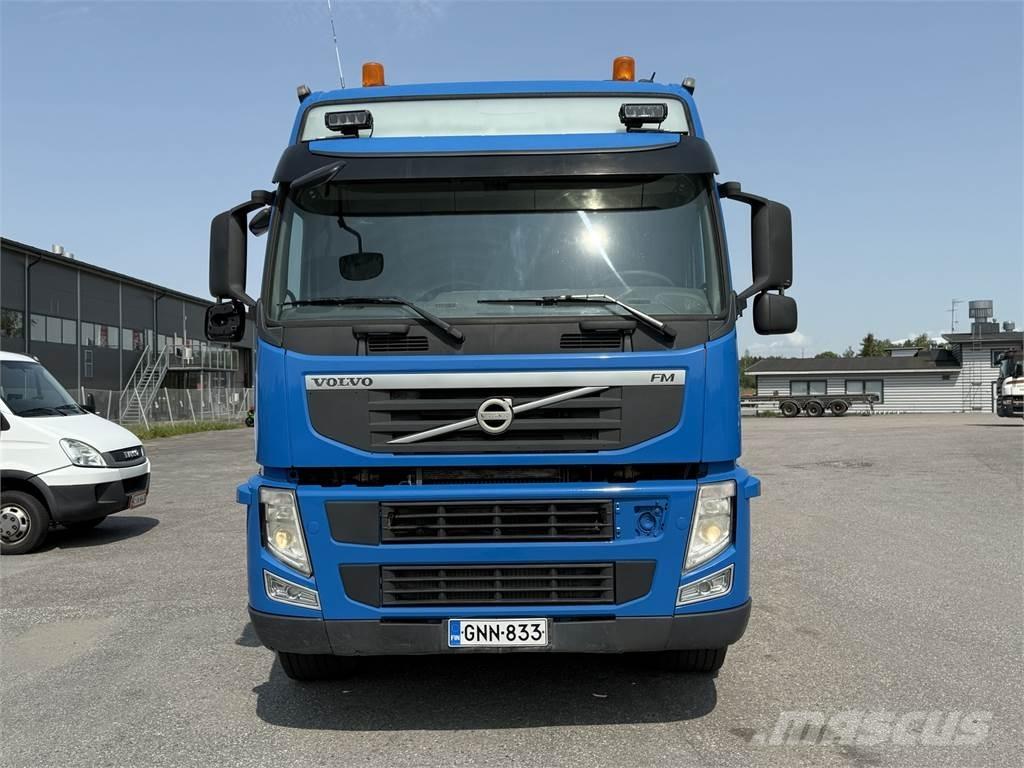 Volvo FM 500 8x4 起重可拆卸式卡車