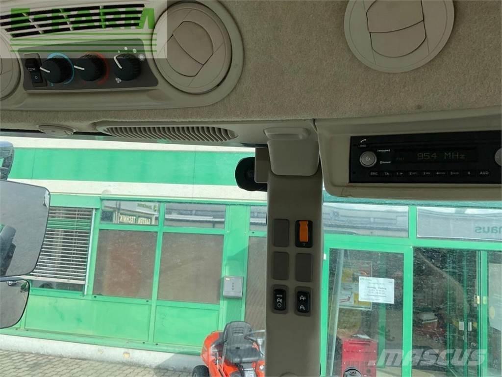 John Deere 5100R 曳引機