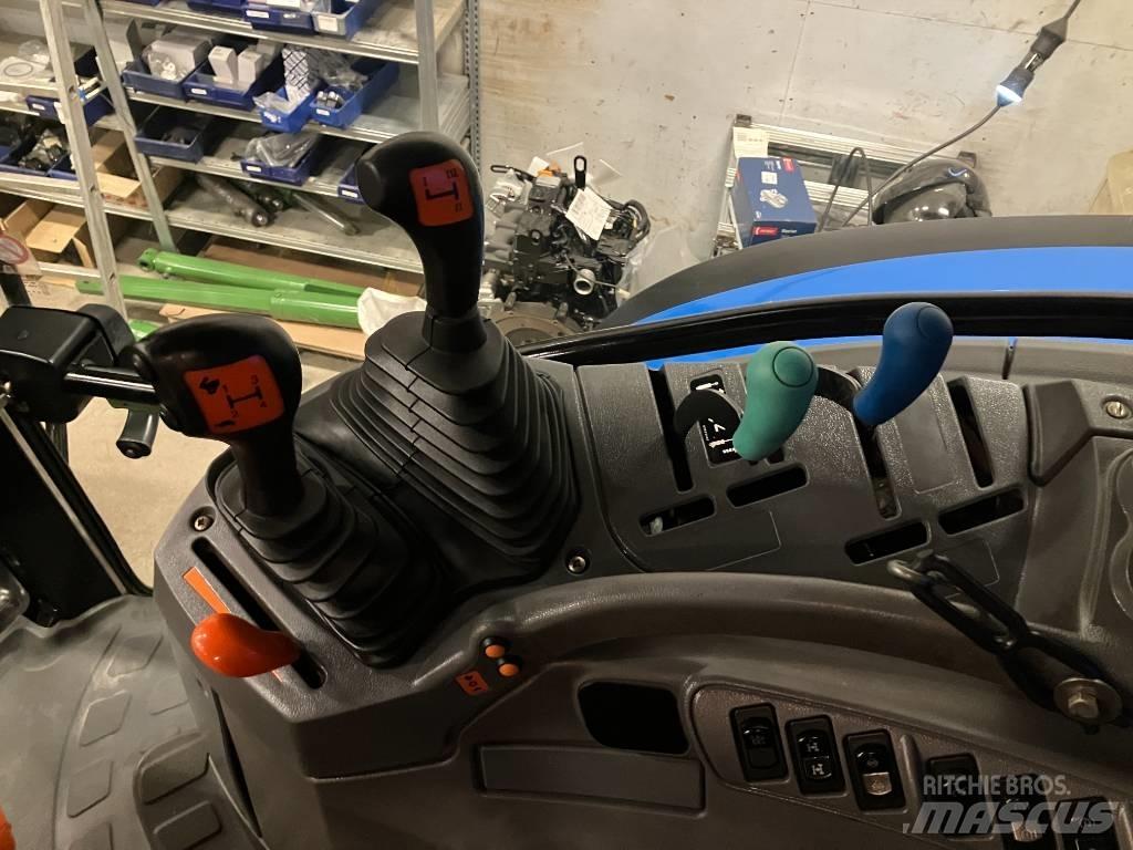 New Holland TS 125 A 曳引機