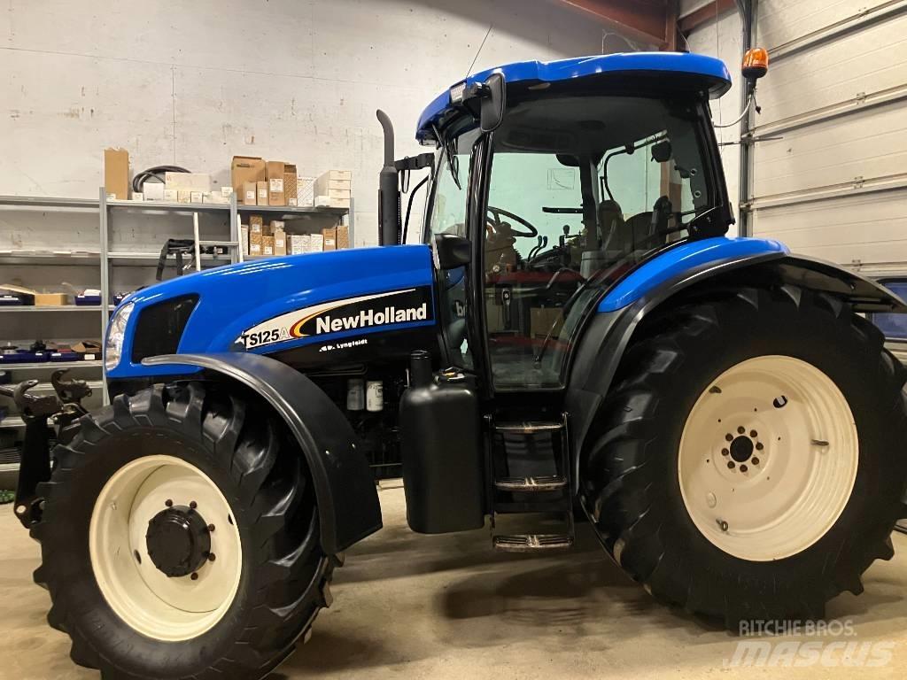New Holland TS 125 A 曳引機