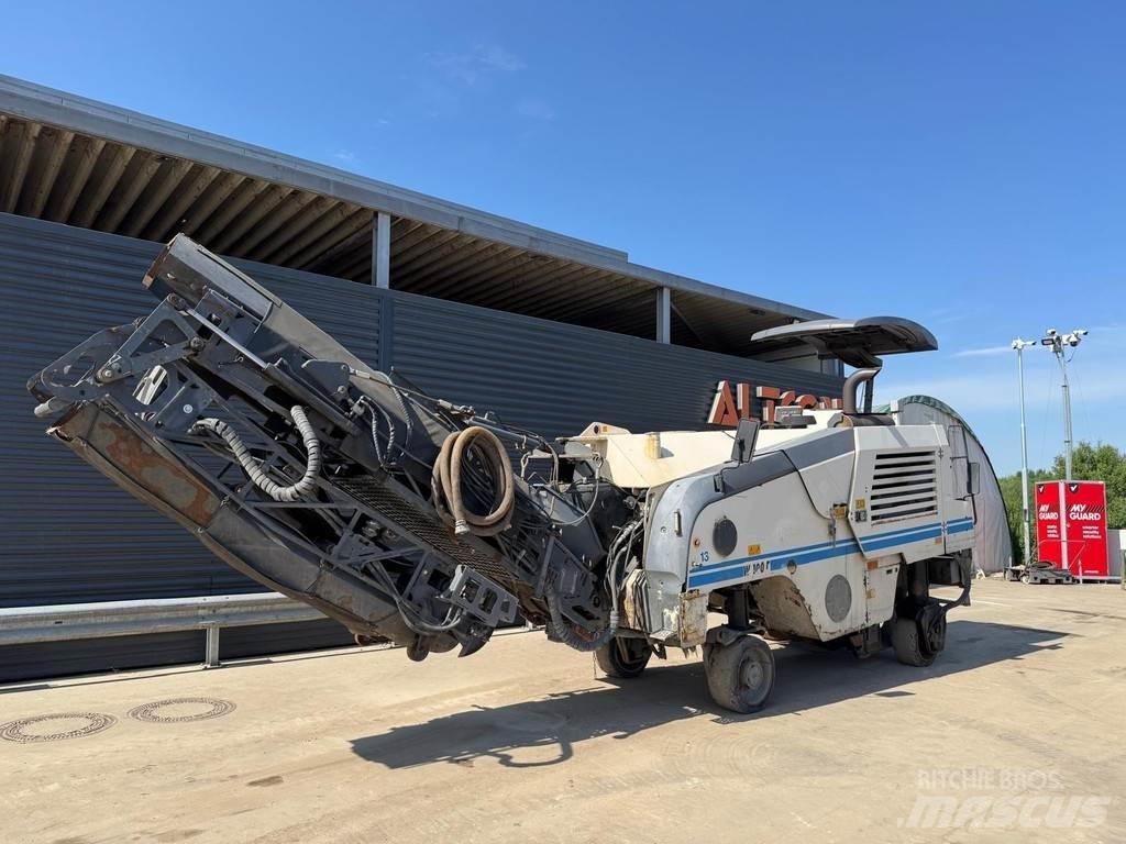 Wirtgen W 100 F 瀝青冷銑刨機/銑床