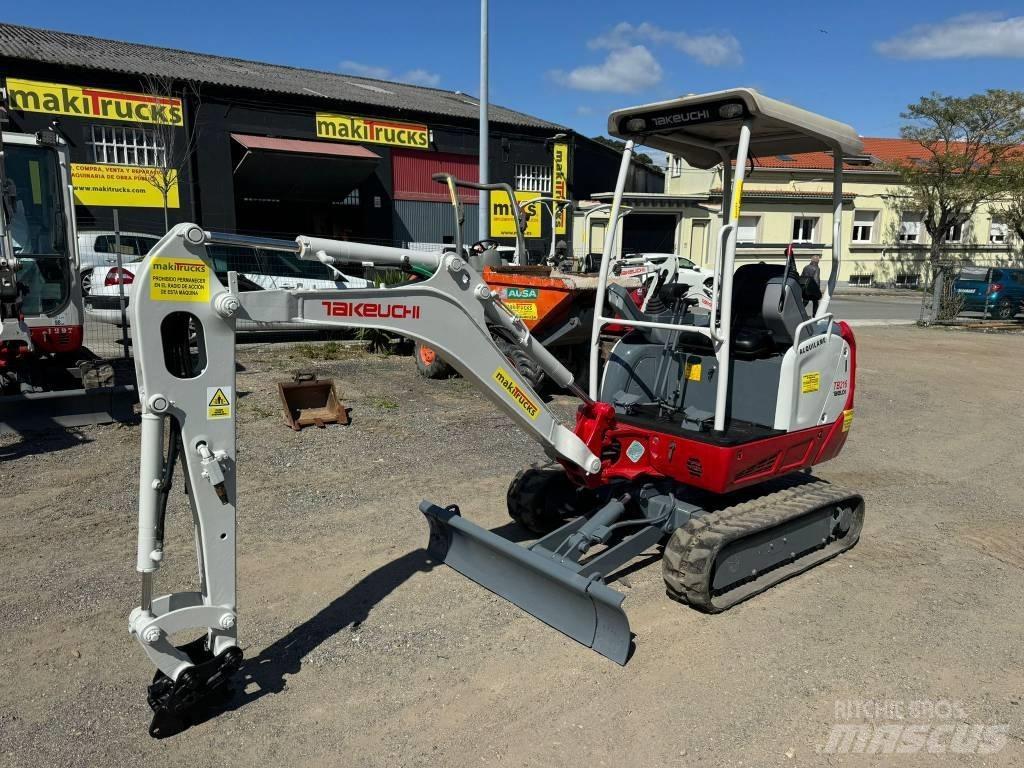 Takeuchi TB 216 小型挖土機/掘鑿機<7t(小型挖掘機)
