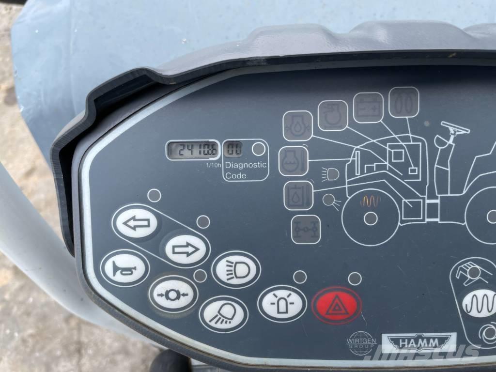 Hamm HD 12 VV 雙輪滾壓機