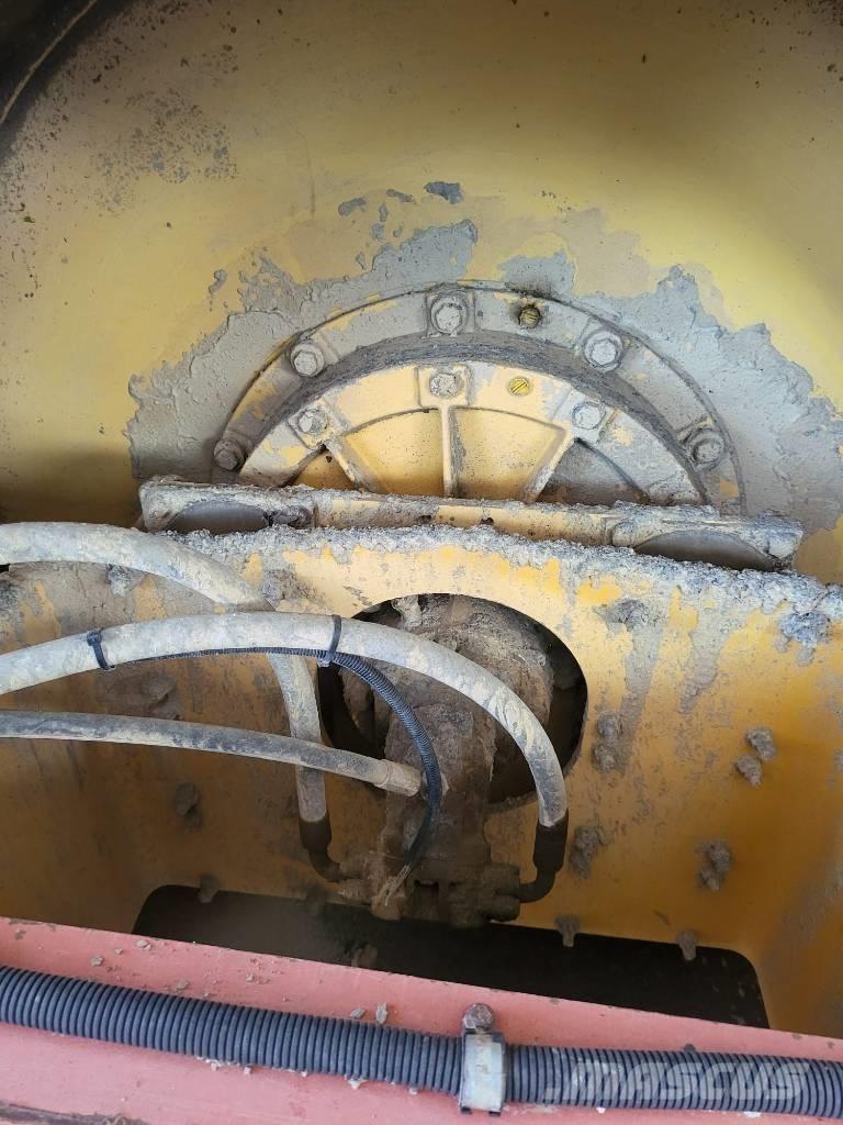 Dynapac CA 302 D 單輪滾壓機