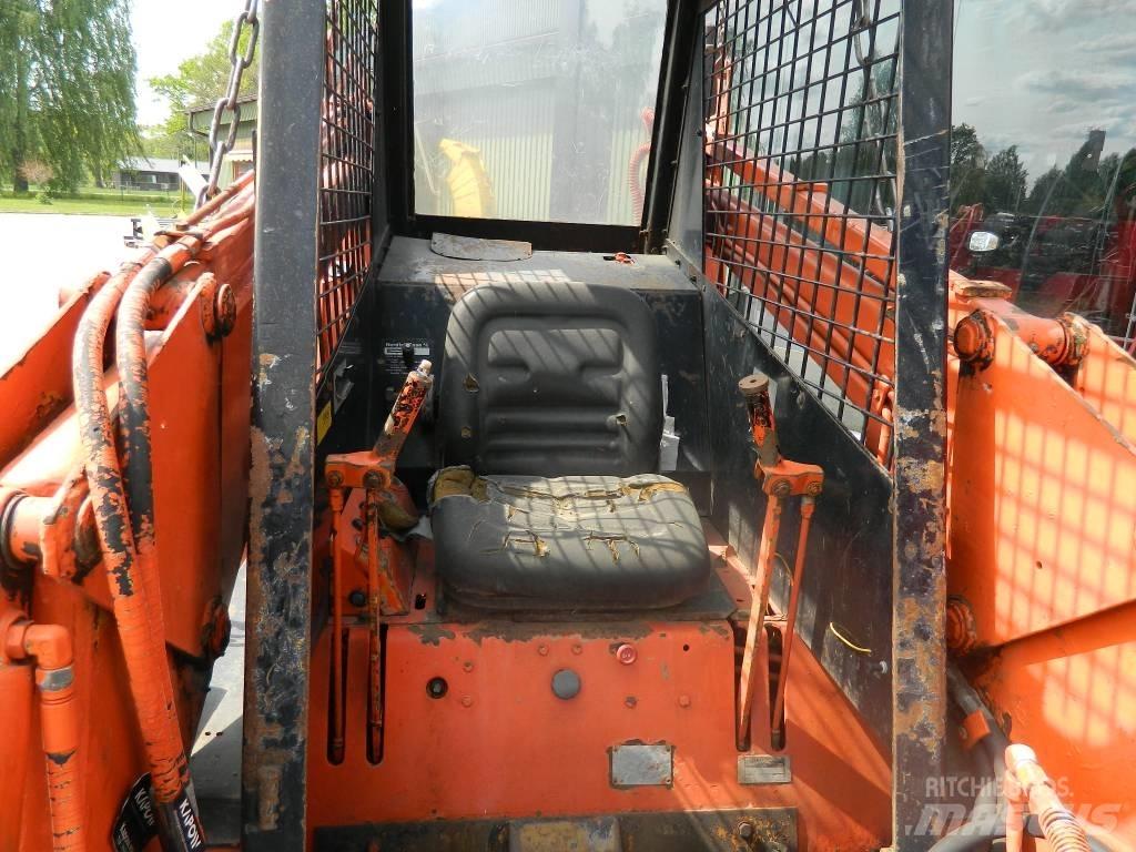 CASE 1845 滑移轉向裝載機